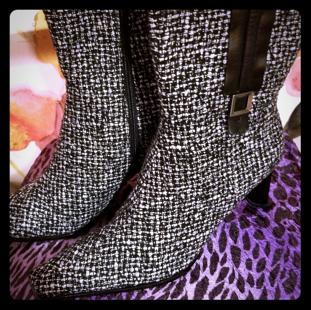 ENZO ANGIOLINI Womens mid calf boots